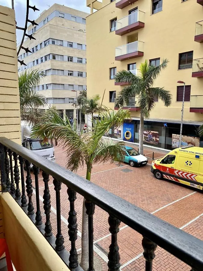 Homeforguest Listen To The Waves By Las Canteras Las Palmas de Gran Canaria Spain